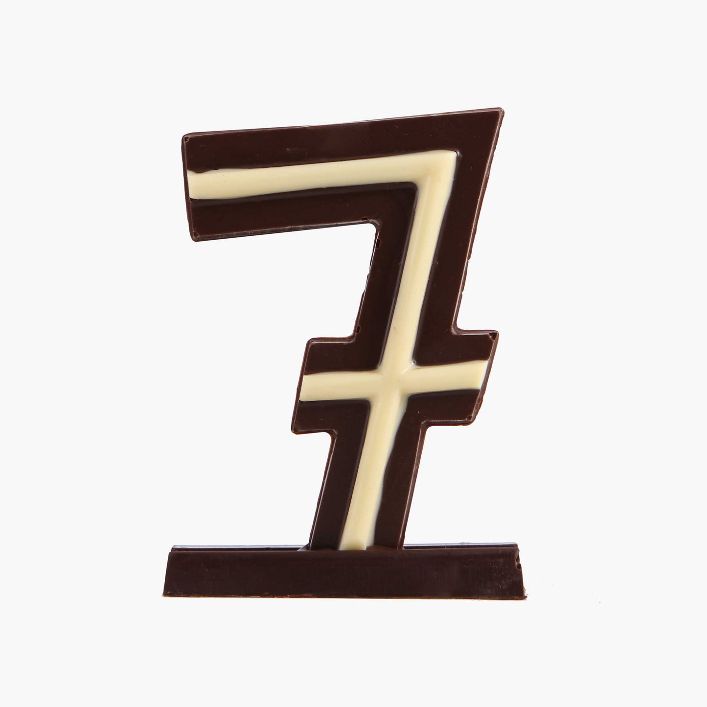 Vela cumpleanos de chocolate n7, disponible en presentación a granel.