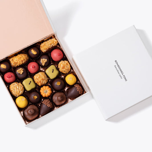 Panellets variados caja 23 uds en formato a granel.