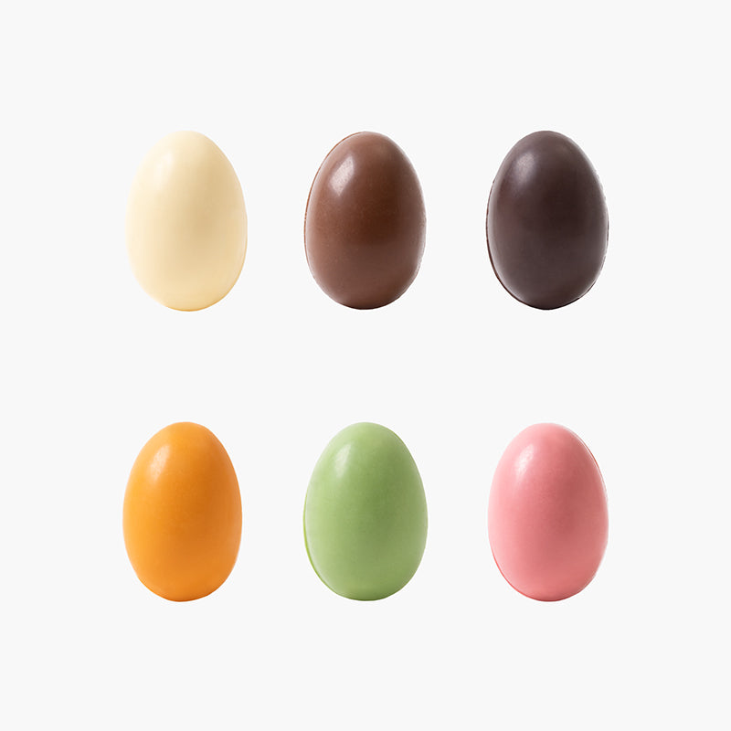 Presentación de Huevos coloreados bolsa 12 uds, en formato a granel.