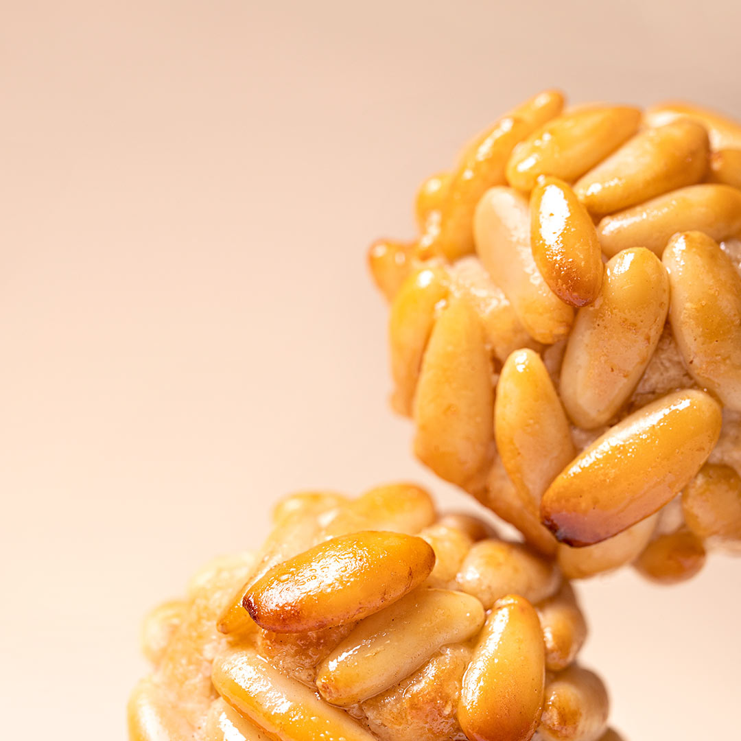 Panellet de pinon granel, presentación a granel.