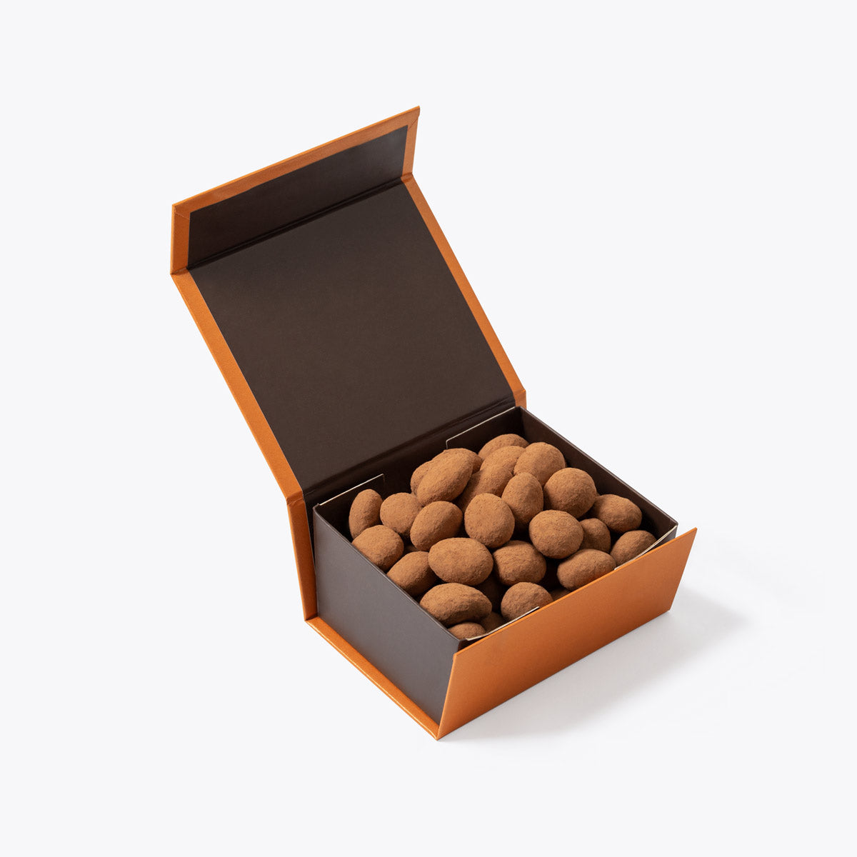 Producto a granel: Almendras al cacao caja 250g.