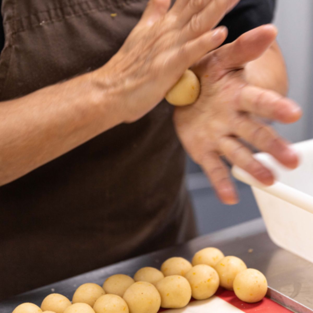 Panellets de Pinyons - Caixa Regal 21 u.